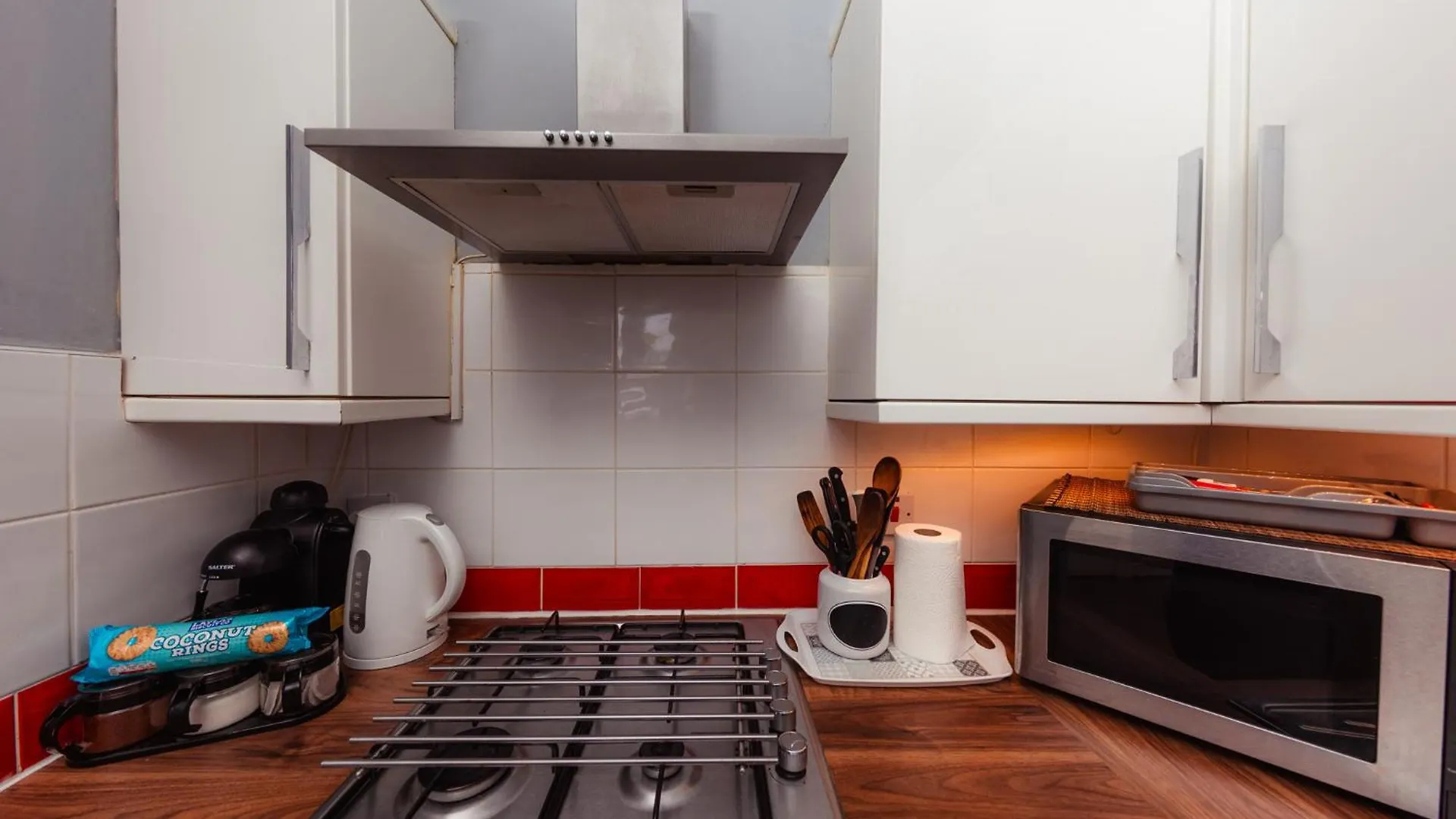 Warm 1 Bed Apartment By Holyrood Palace And Park! Edinburgh